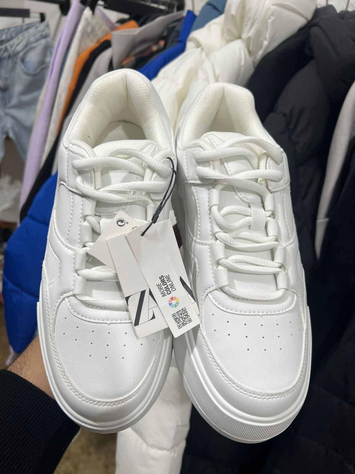 RETRO STYLE SNEAKERS - ZARA