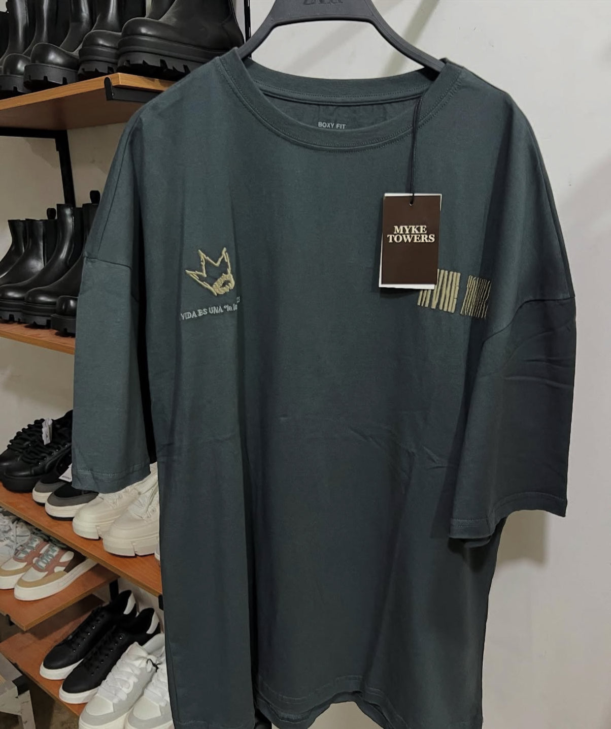 PULL&BEAR _ T-SHIRT