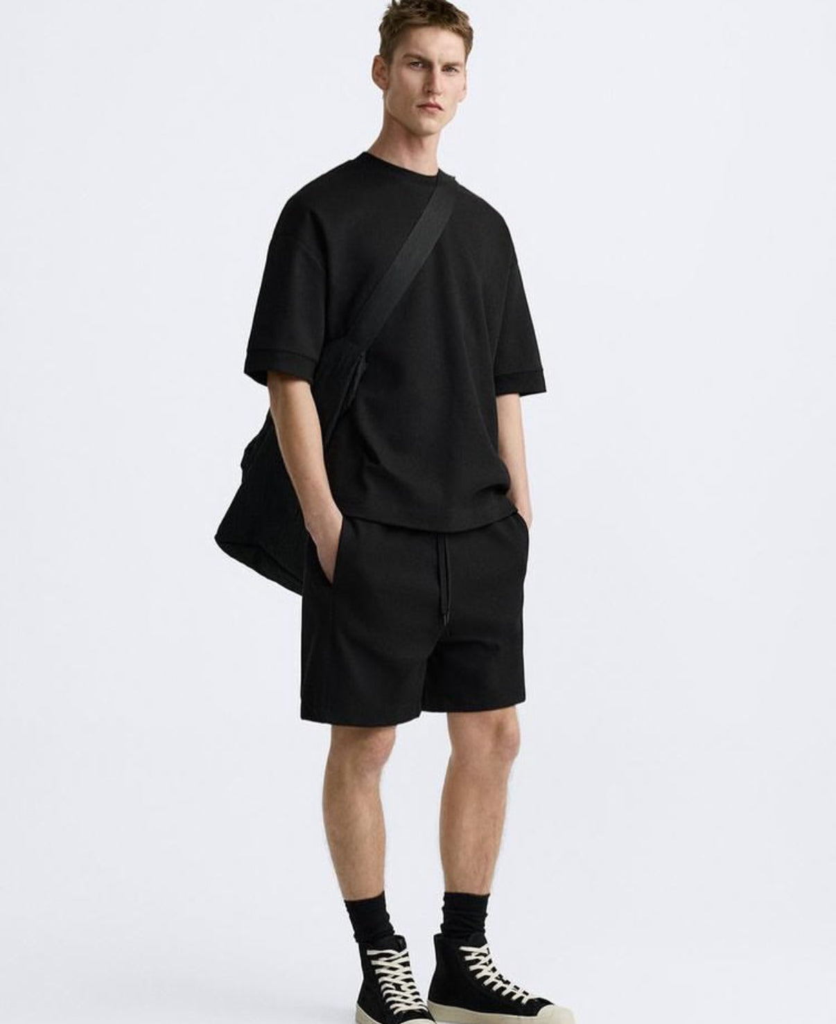 ZARA - T- SHIRT