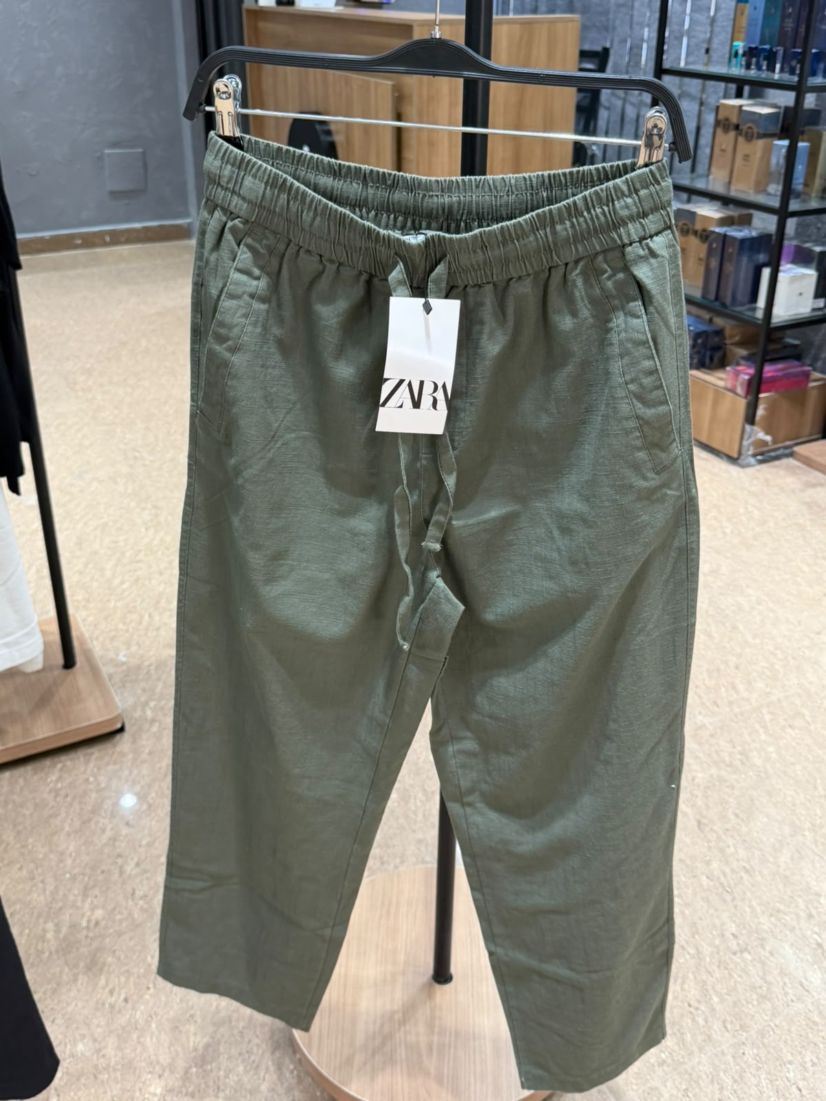 Relxed fit- linen pants