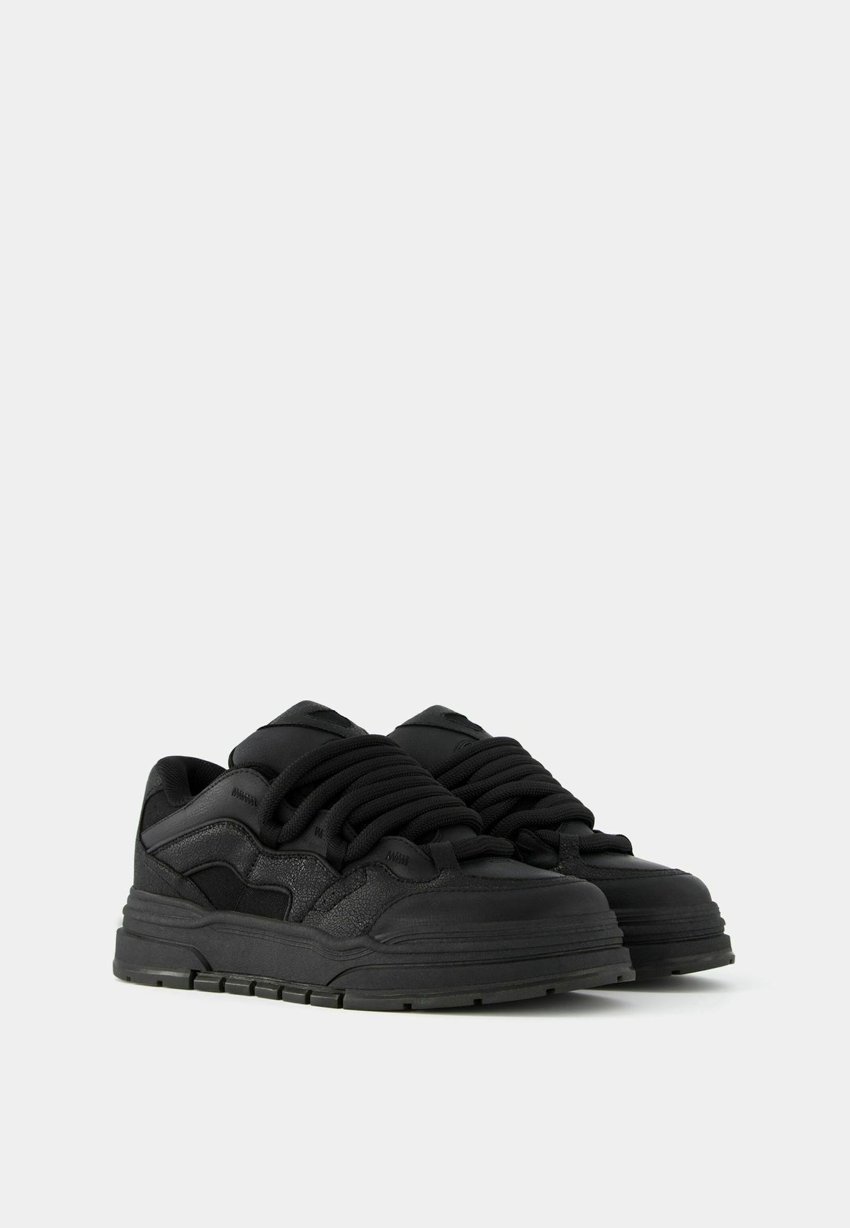 BERSHKA Streetform Chunk Sneaker – Black