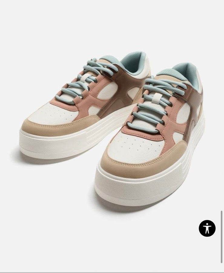 RETRO STYLE SNEAKERS - ZARA