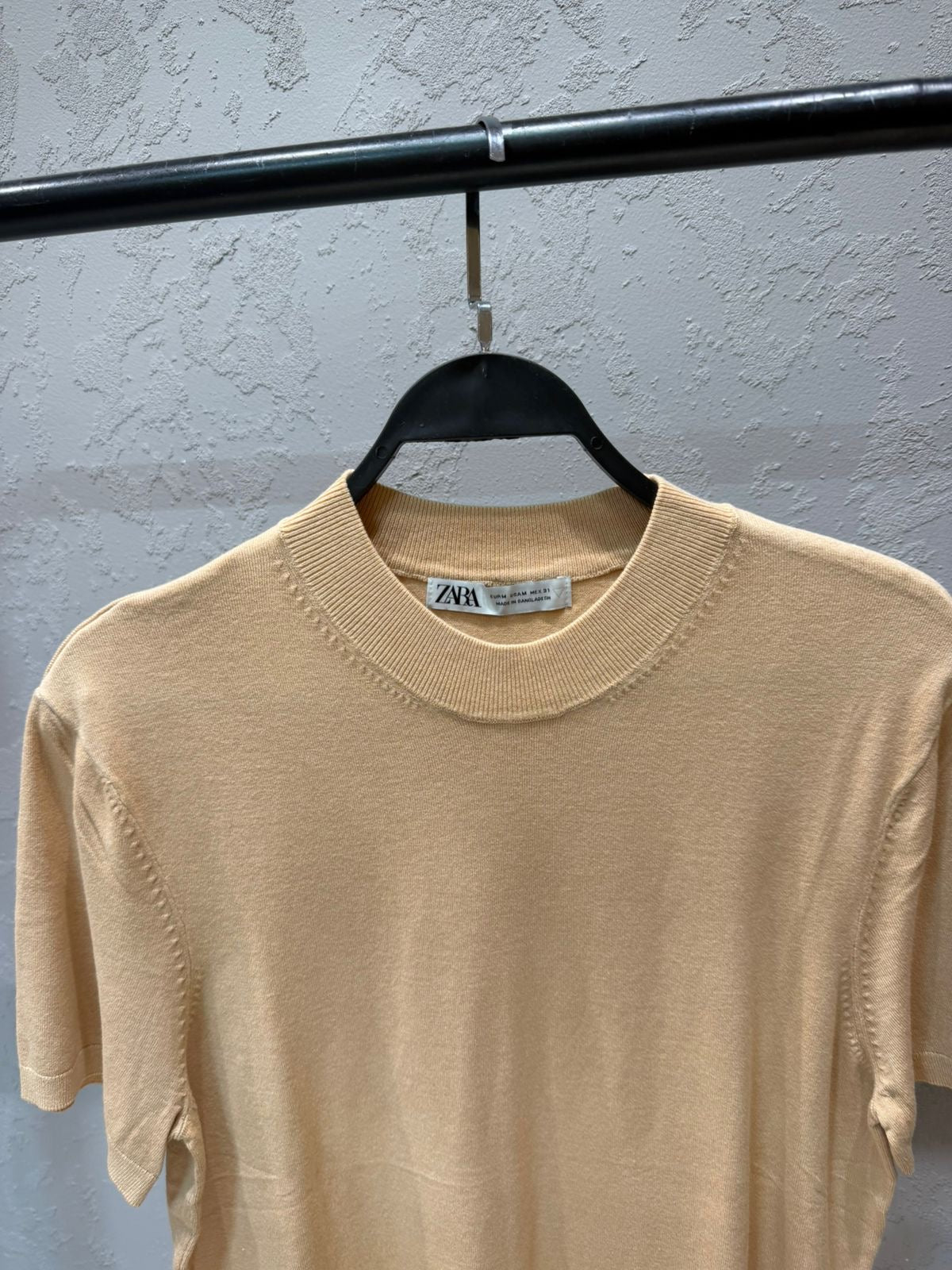Zara Round Slim Fit Shirt