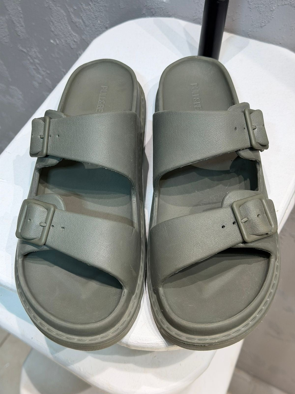 PULL&BEAR SLLIPER