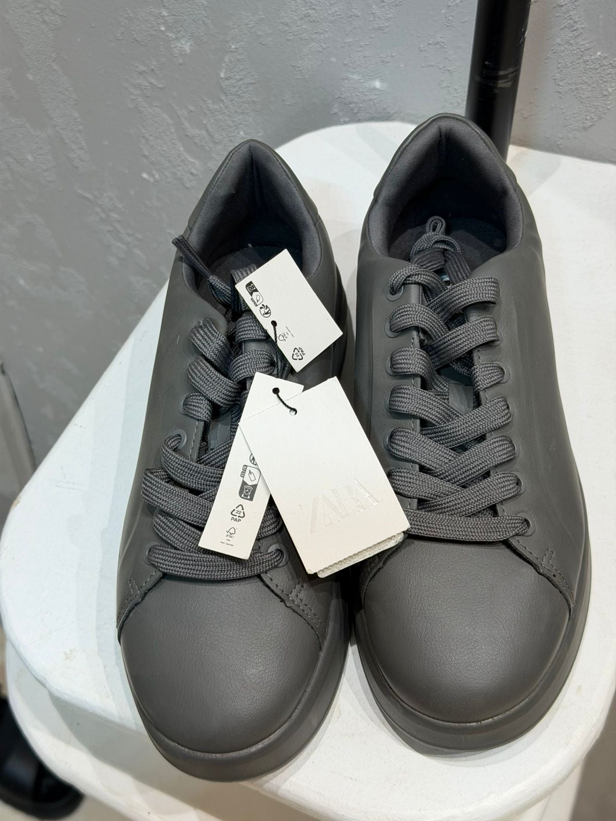 ZARA Urban Performance Sneaker – Triple Black