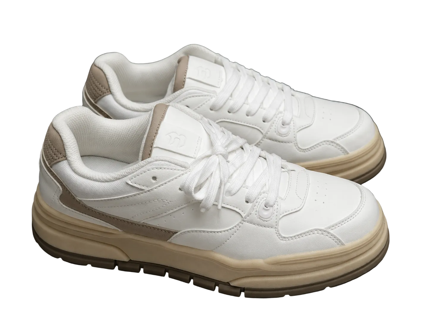 BERSHKA Street Runner Sneaker – White Beige