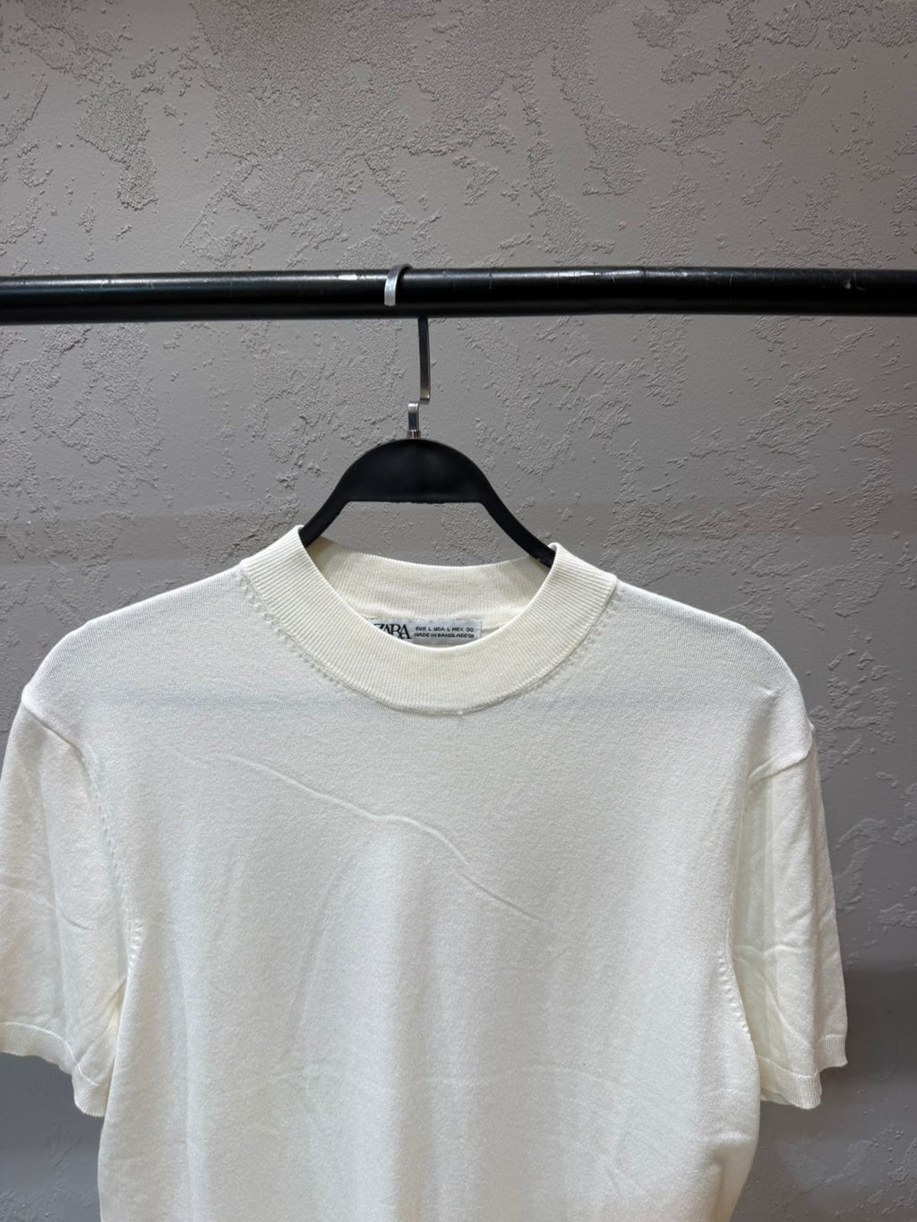 Zara Round Slim Fit Shirt