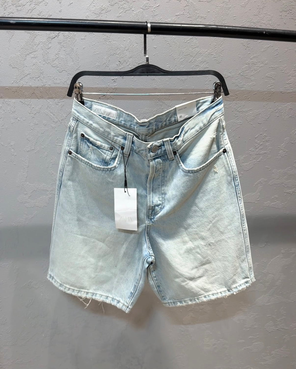 PULL&BEAR Relaxed Fit Denim Shorts – Washed Light Blue