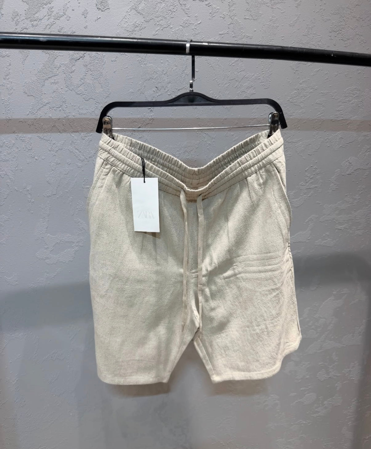 ZARA Relaxed Fit Linen Shorts – Sand