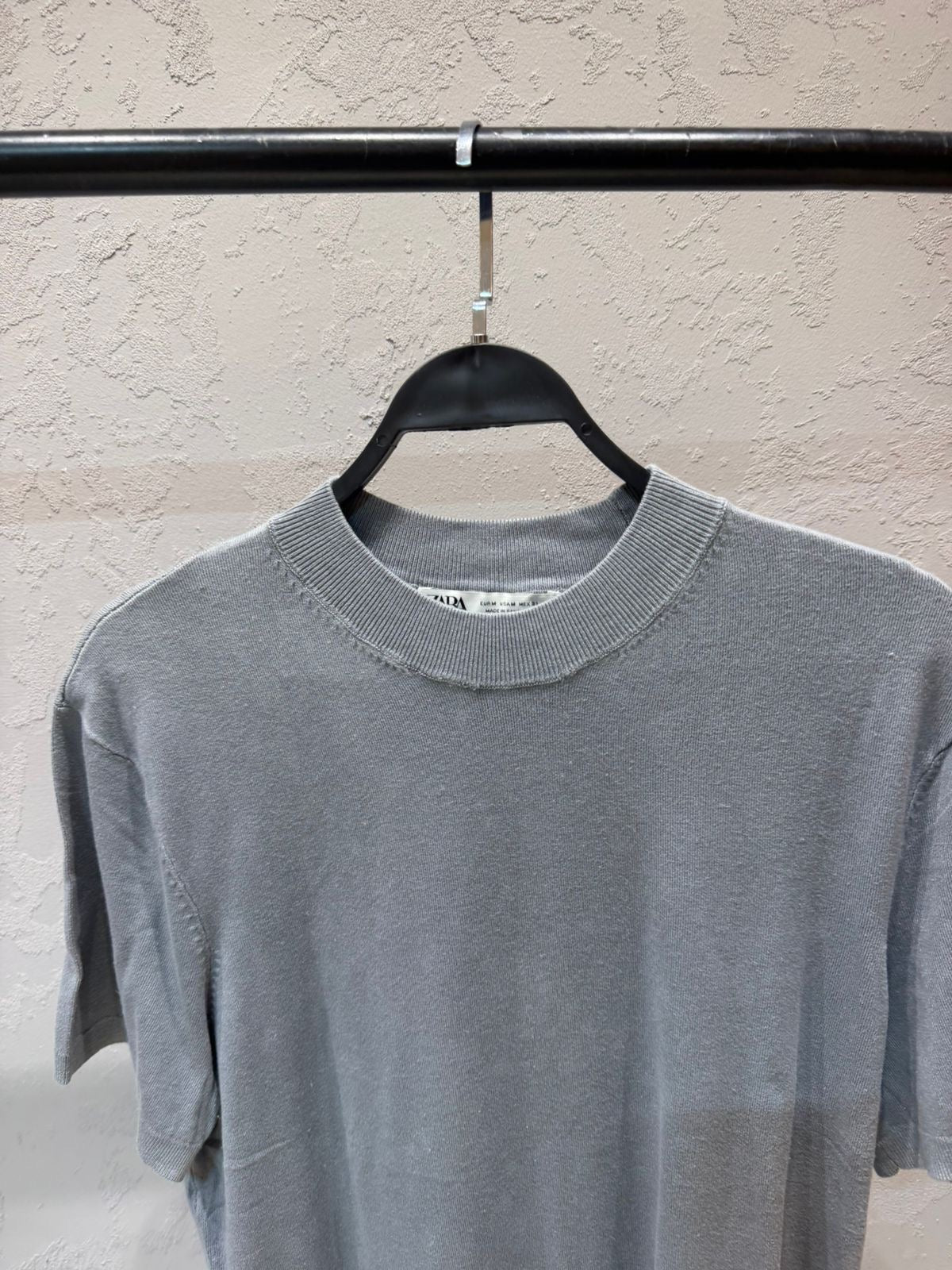 Zara Round Slim Fit Shirt