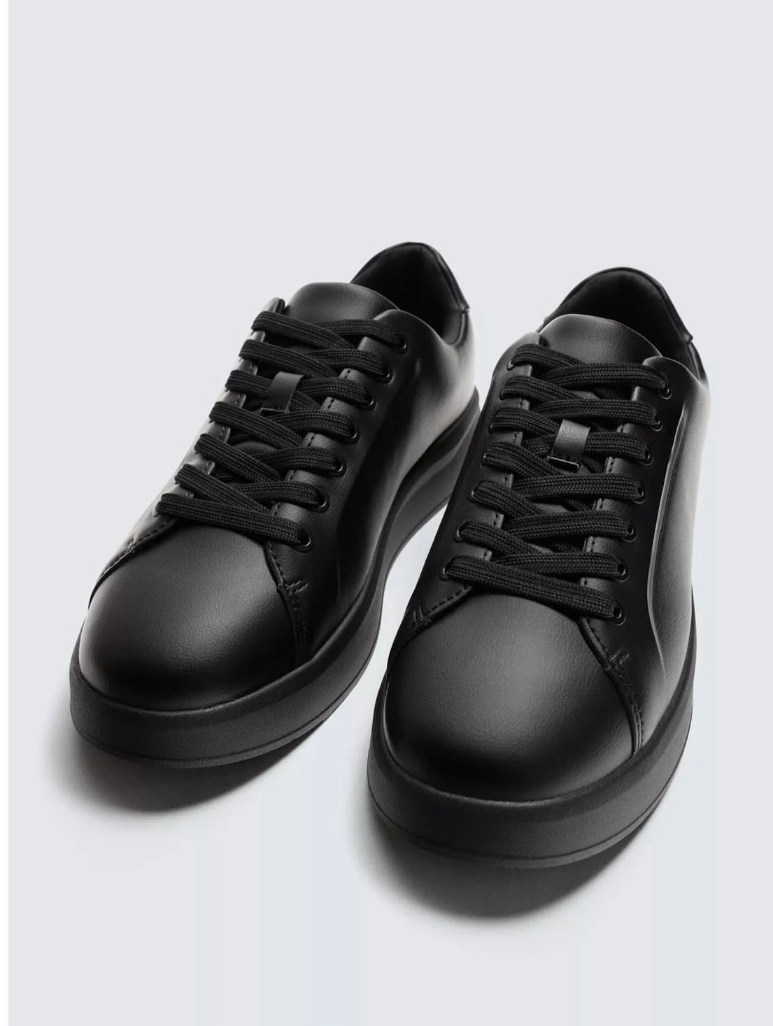 Zara Street Runner –