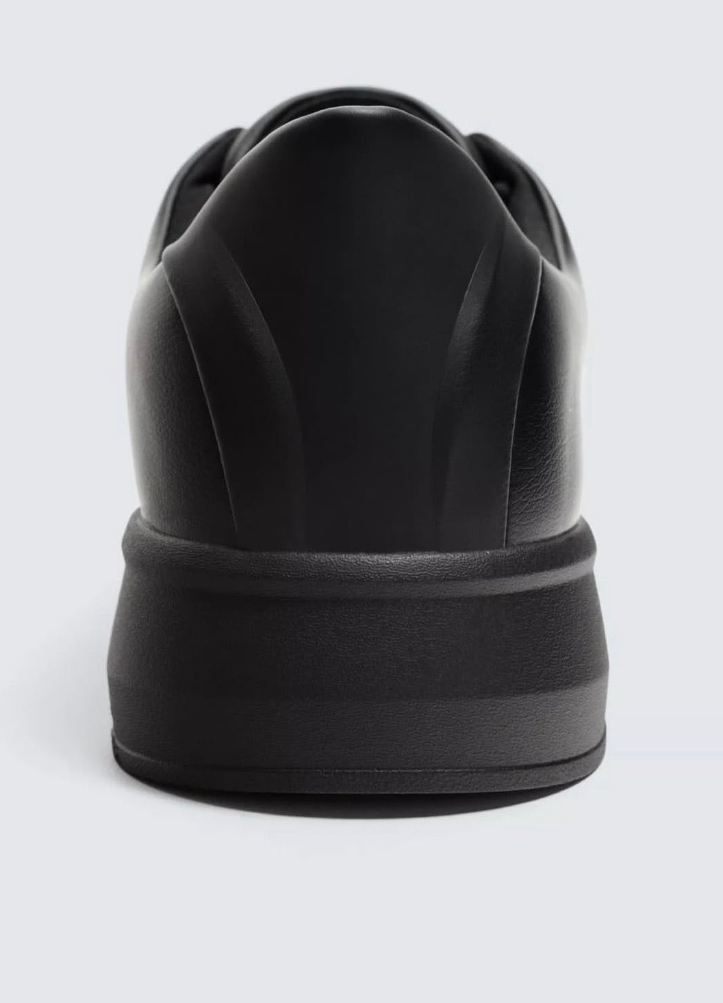 Zara Street Runner –