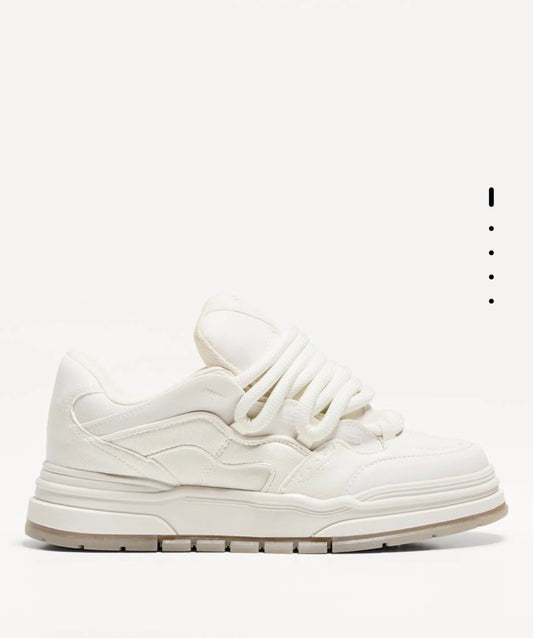 BERSHKA Street Runner