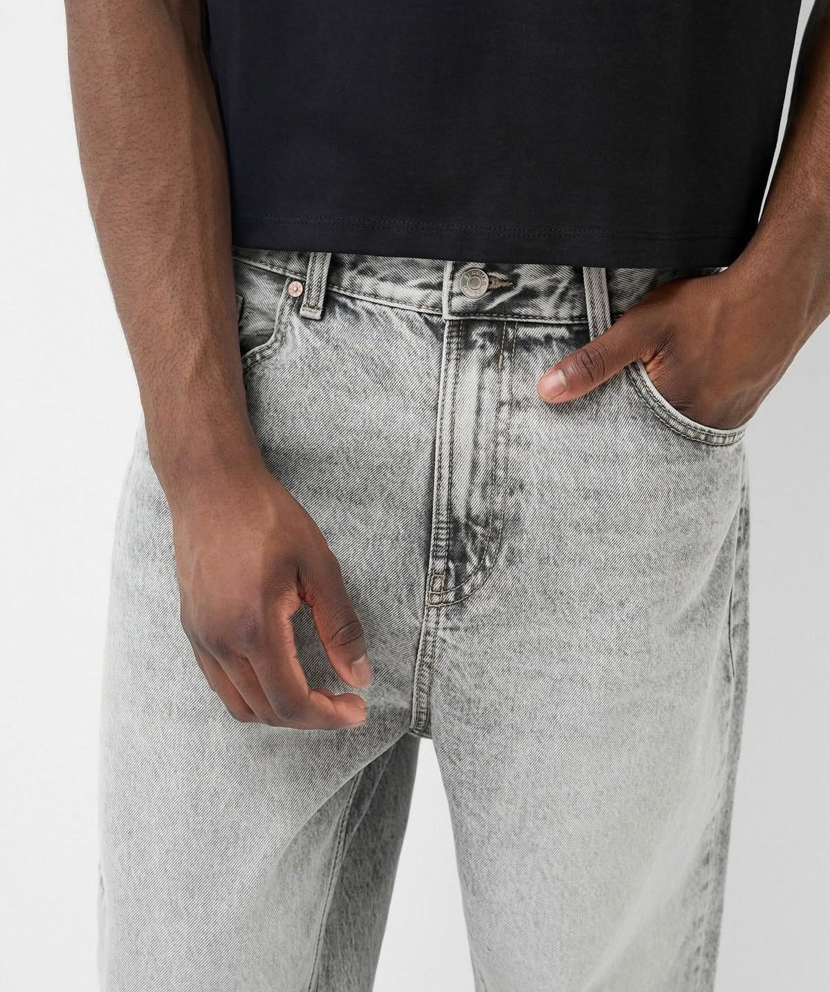 BERSHKA Loose Fit Jeans – Sand