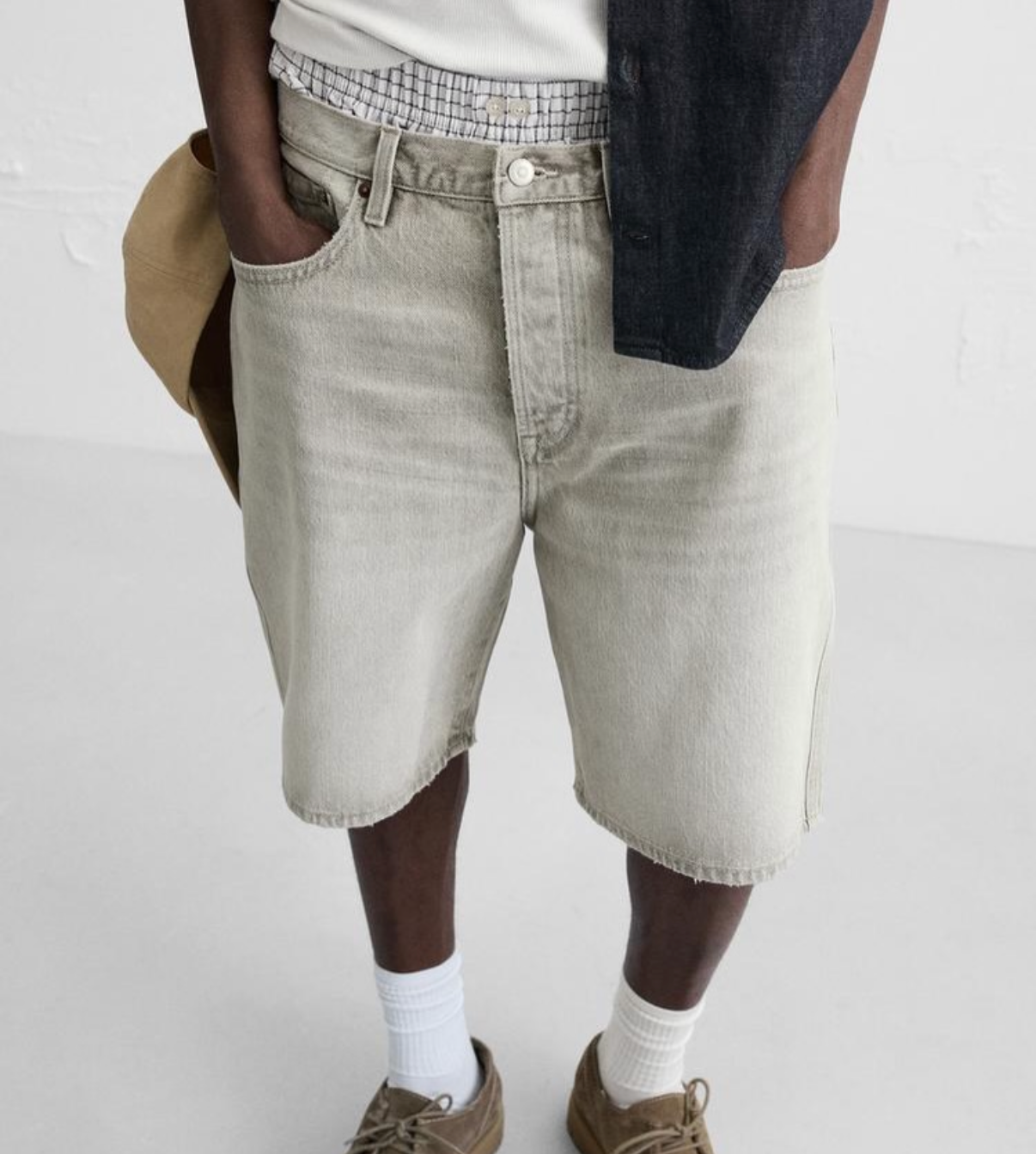 PULL&BEAR Relaxed Fit Denim Shorts – Ecru