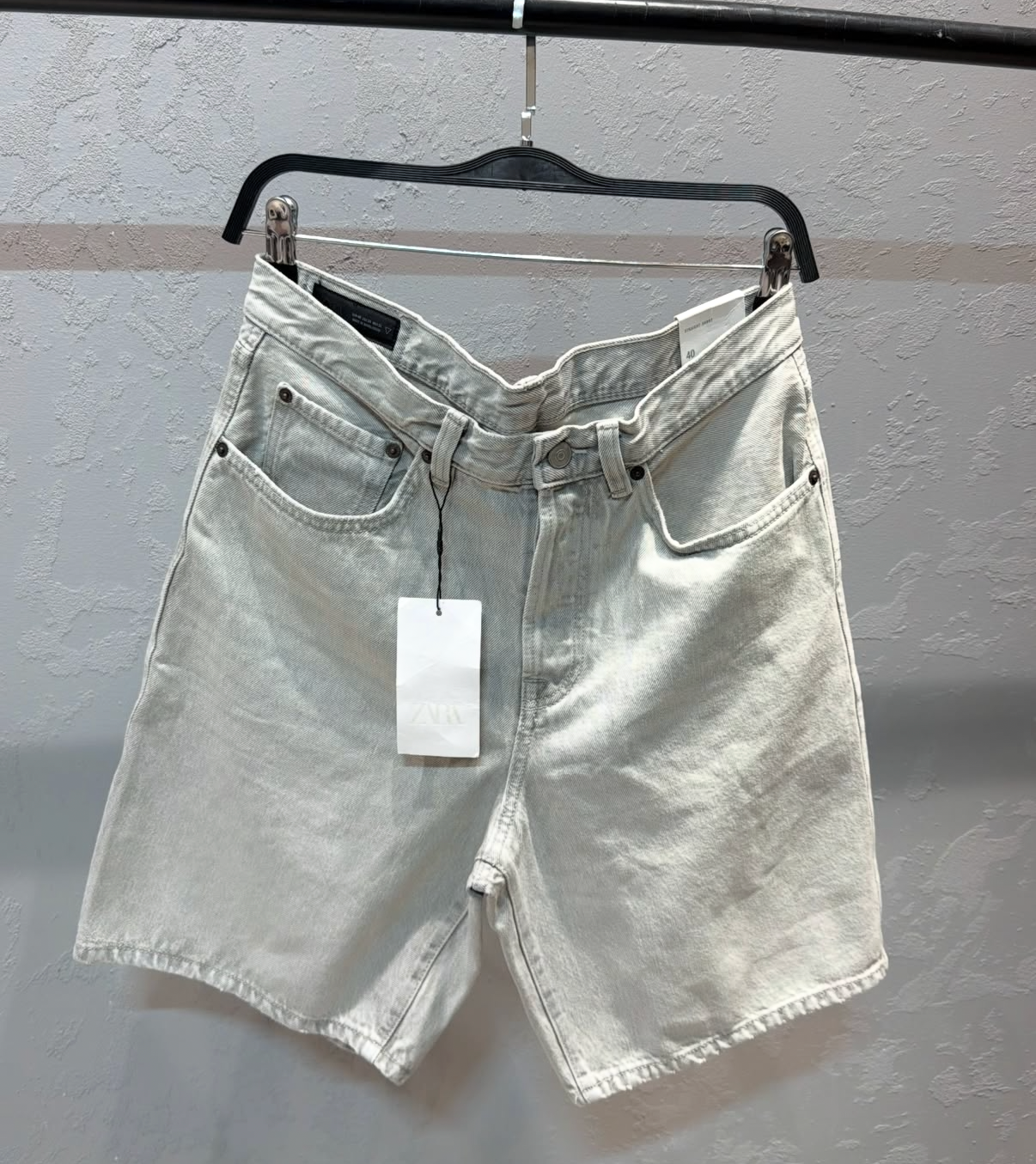 PULL&BEAR Relaxed Fit Denim Shorts – Ecru