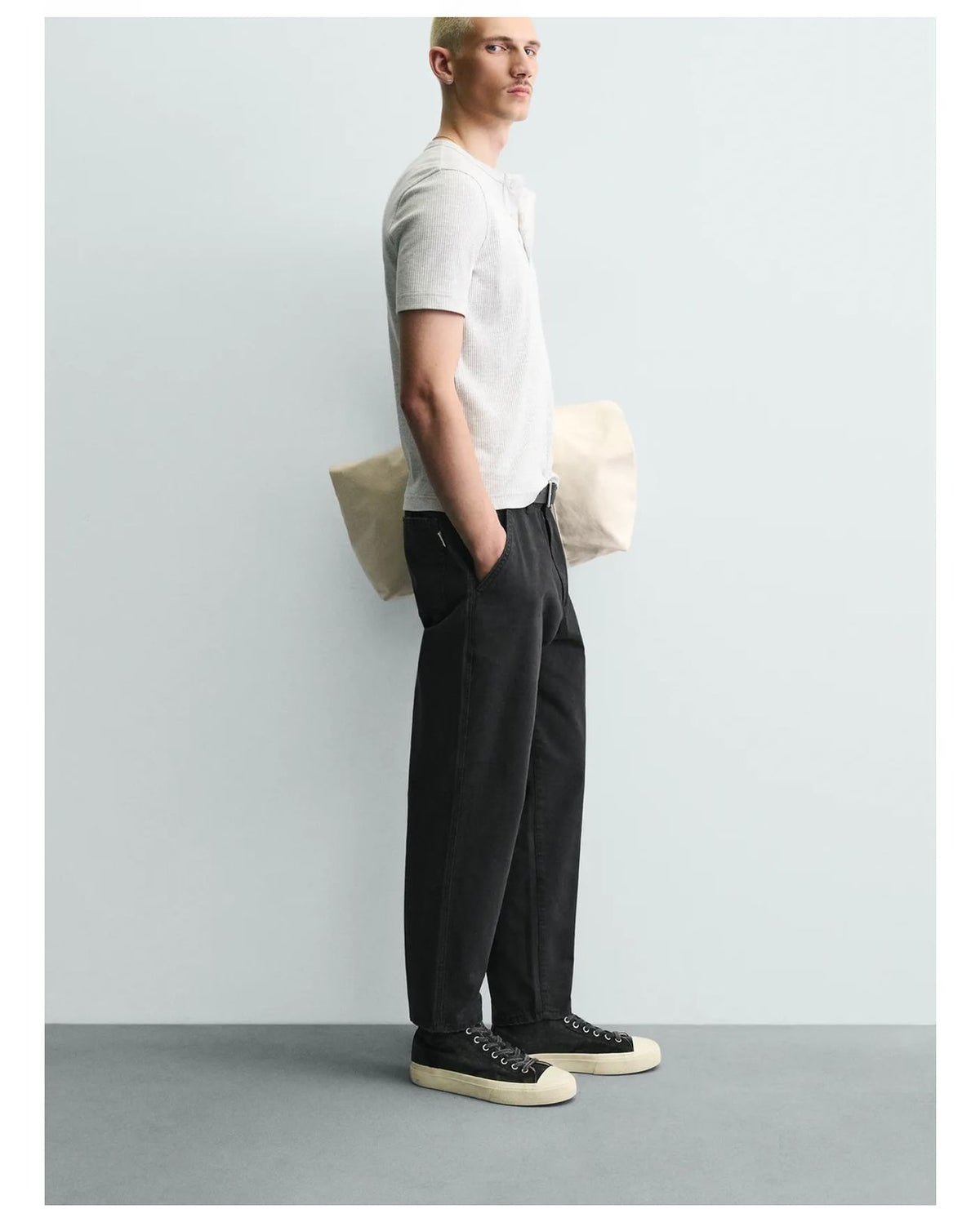 ZARA Milano Carrot Fit Trousers – Midnight Black