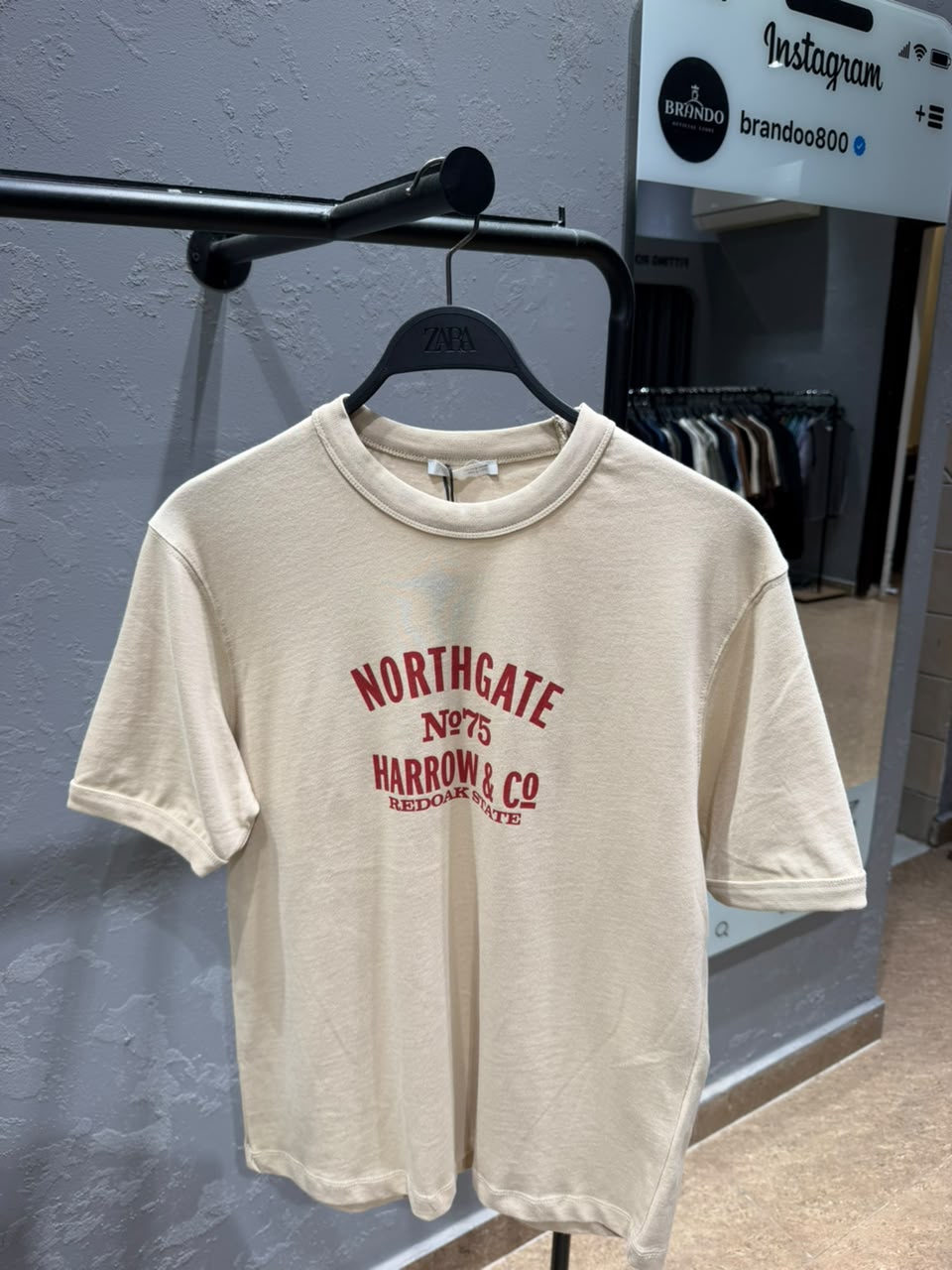 ZARA Northgate Graphic T-Shirt – Ecru