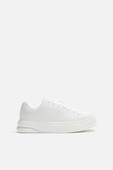 Zara Minimal Court Sneakers – Triple White Detail