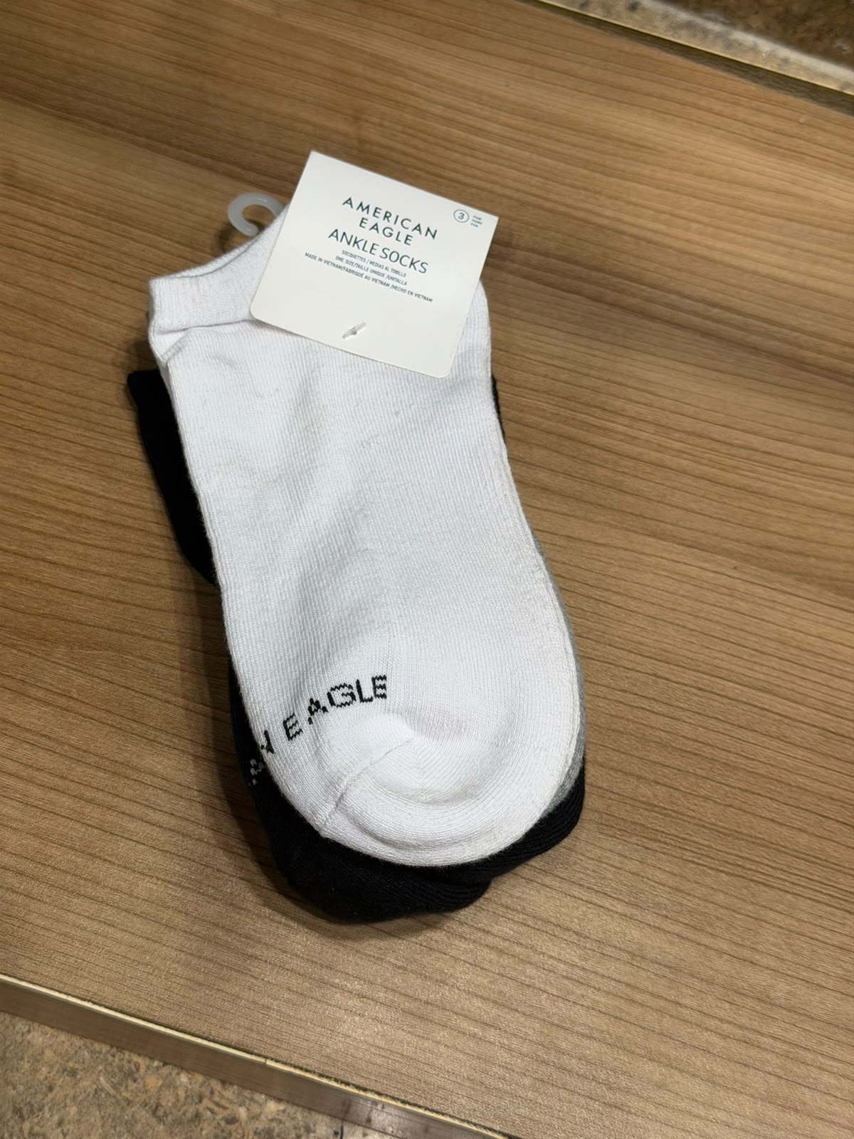 American Eagle Everyday Essential Crew Socks – 3 Color Pack