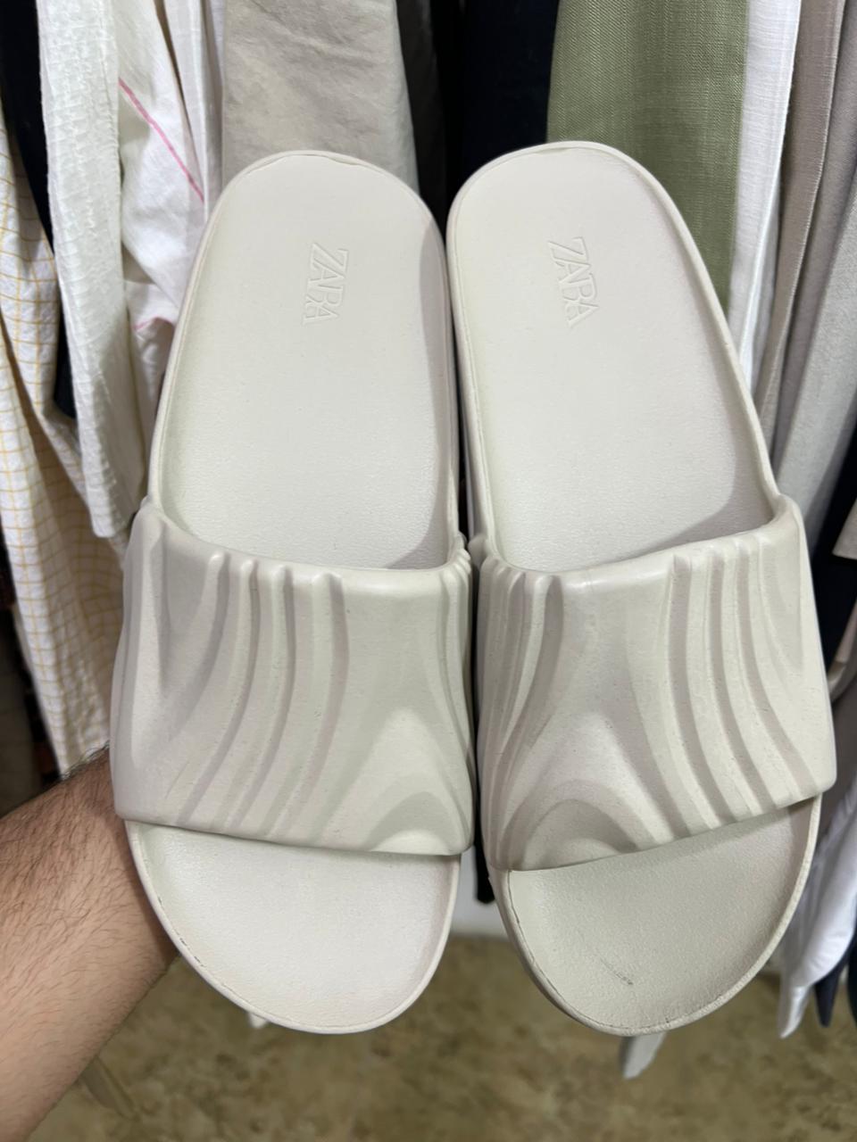 ZARA _ SLIPPER